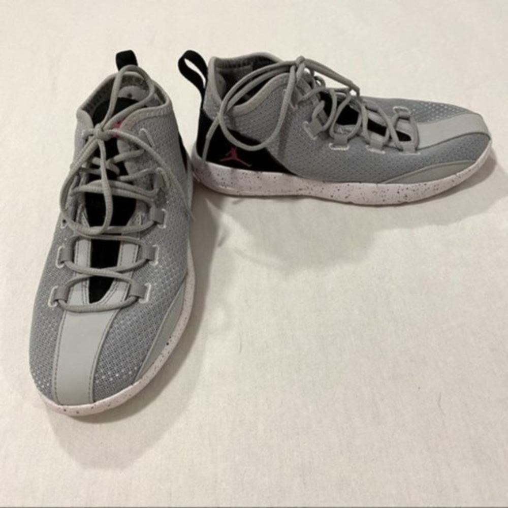 Air Jordan Reveal GG Wolf Grey Basketball‎ Shoes Size 1